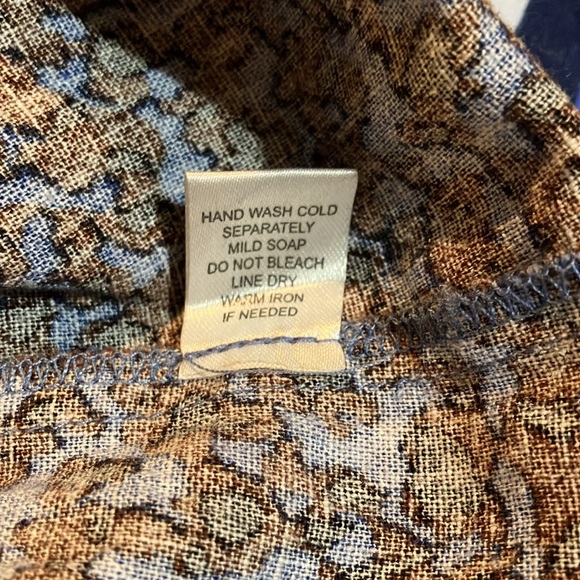 NWT FORCYNTHIA top blue animal print M - Picture 10 of 13